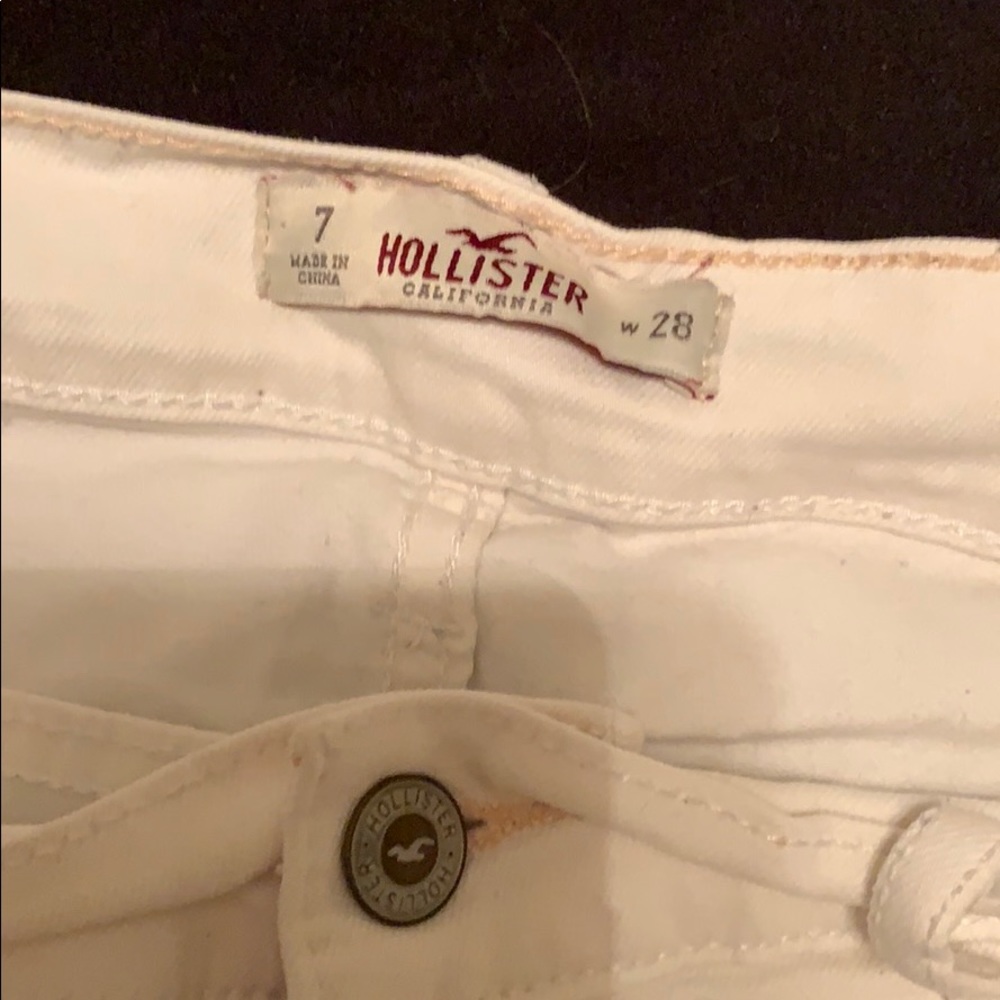 white hollister shorts - Picture 2 of 2